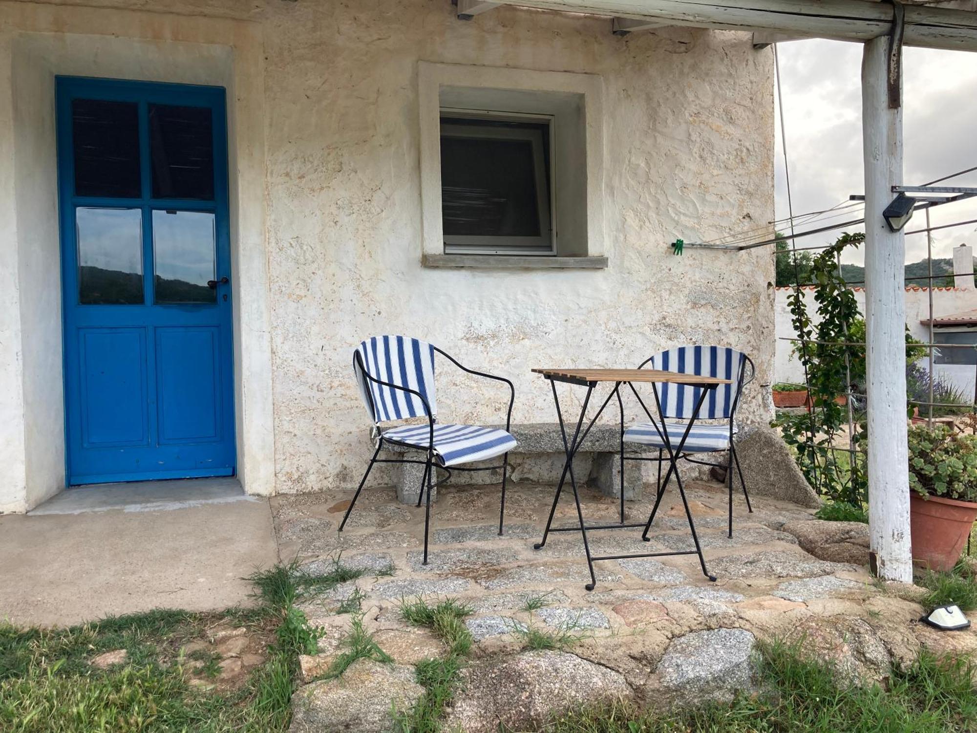סנטה טרזה גאיורה Agriturismo La Tana Di Lu Maccioni מראה חיצוני תמונה