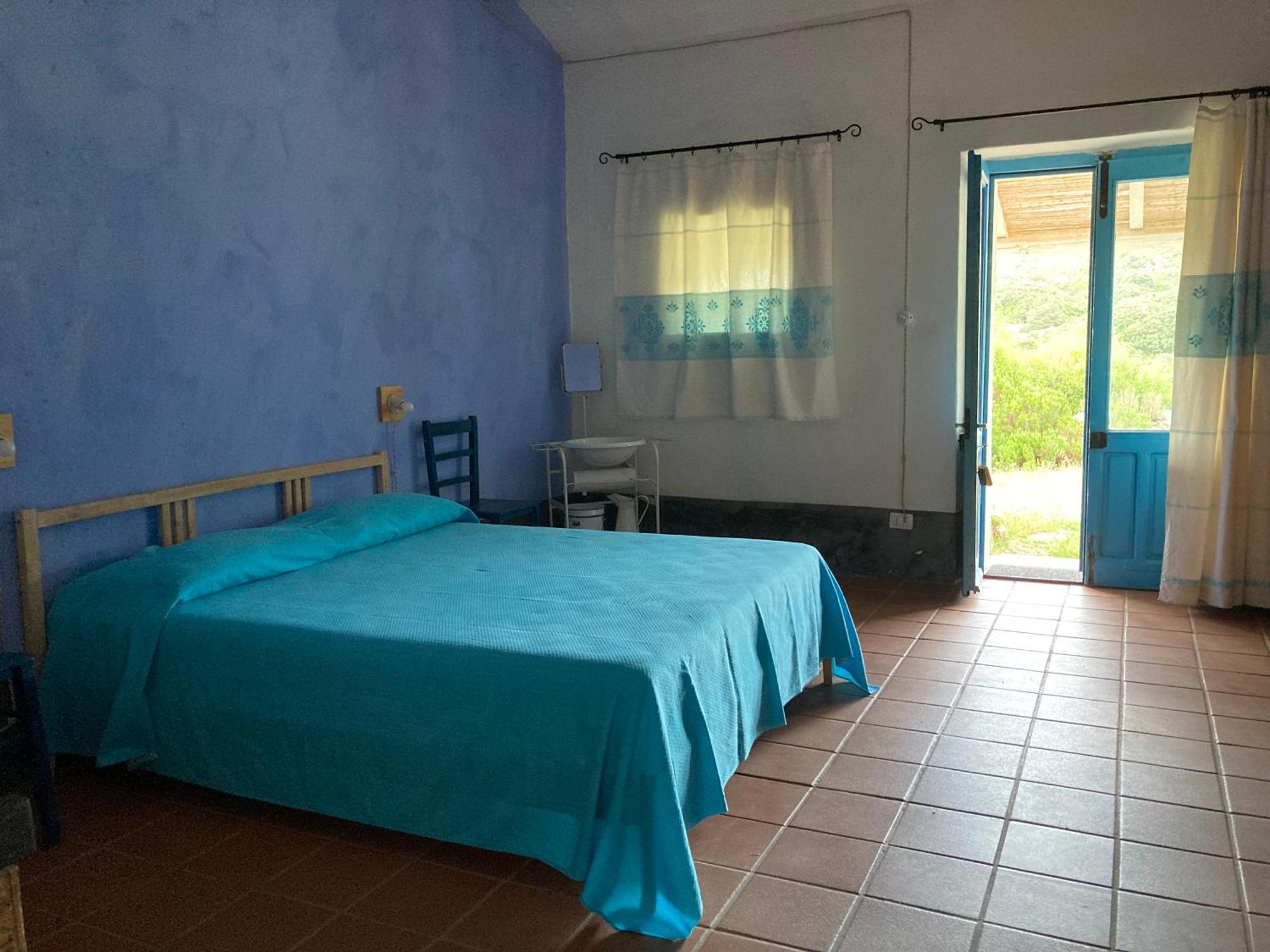 סנטה טרזה גאיורה Agriturismo La Tana Di Lu Maccioni מראה חיצוני תמונה