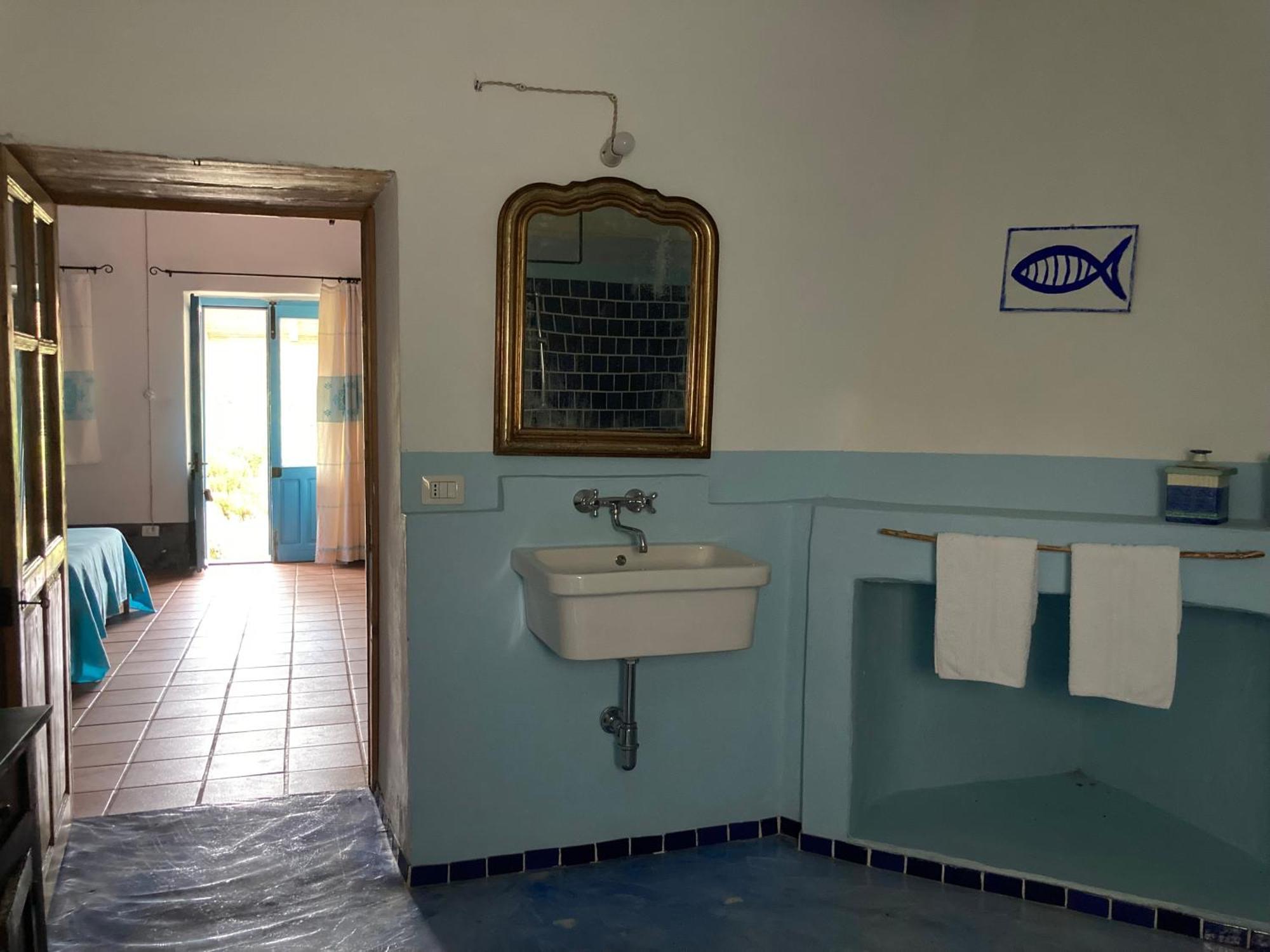 סנטה טרזה גאיורה Agriturismo La Tana Di Lu Maccioni מראה חיצוני תמונה