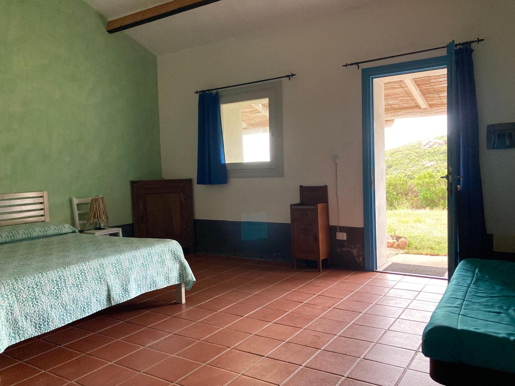 סנטה טרזה גאיורה Agriturismo La Tana Di Lu Maccioni מראה חיצוני תמונה