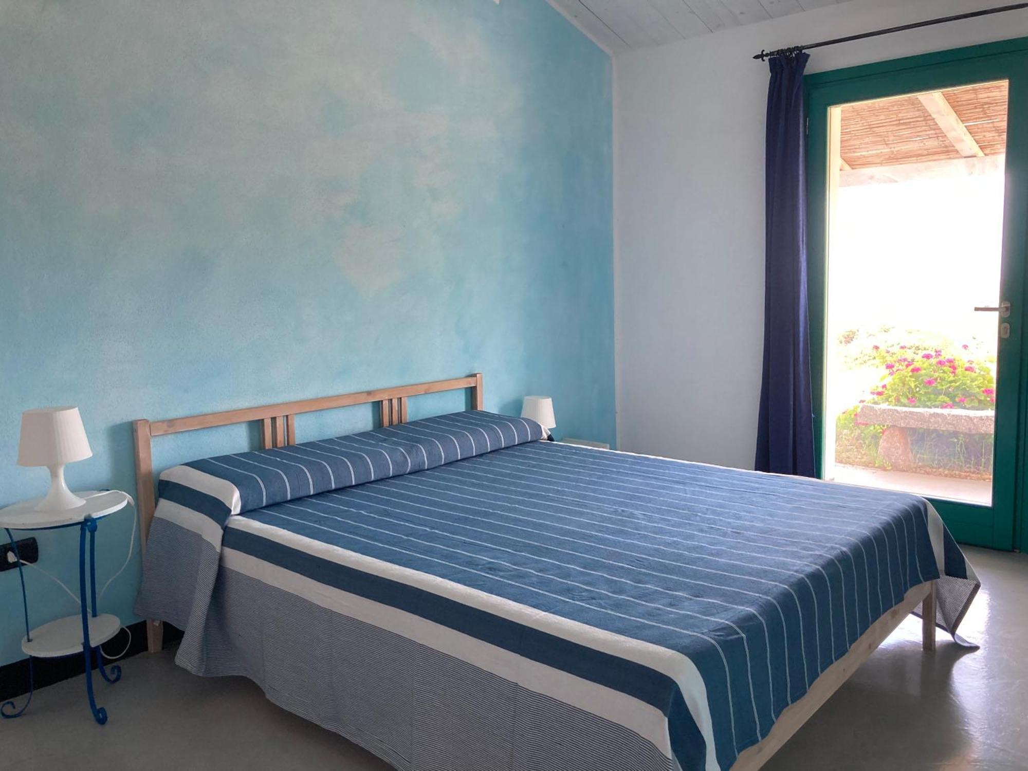 סנטה טרזה גאיורה Agriturismo La Tana Di Lu Maccioni מראה חיצוני תמונה