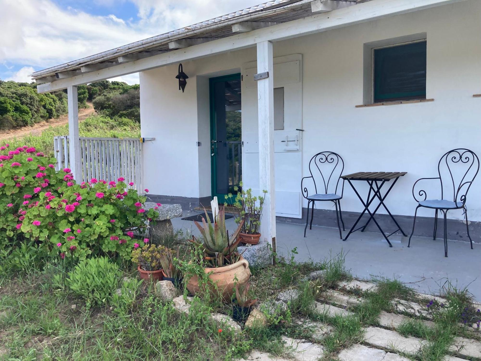 סנטה טרזה גאיורה Agriturismo La Tana Di Lu Maccioni מראה חיצוני תמונה