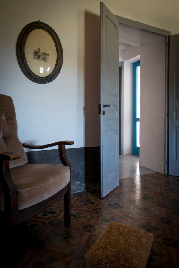 סנטה טרזה גאיורה Agriturismo La Tana Di Lu Maccioni מראה חיצוני תמונה
