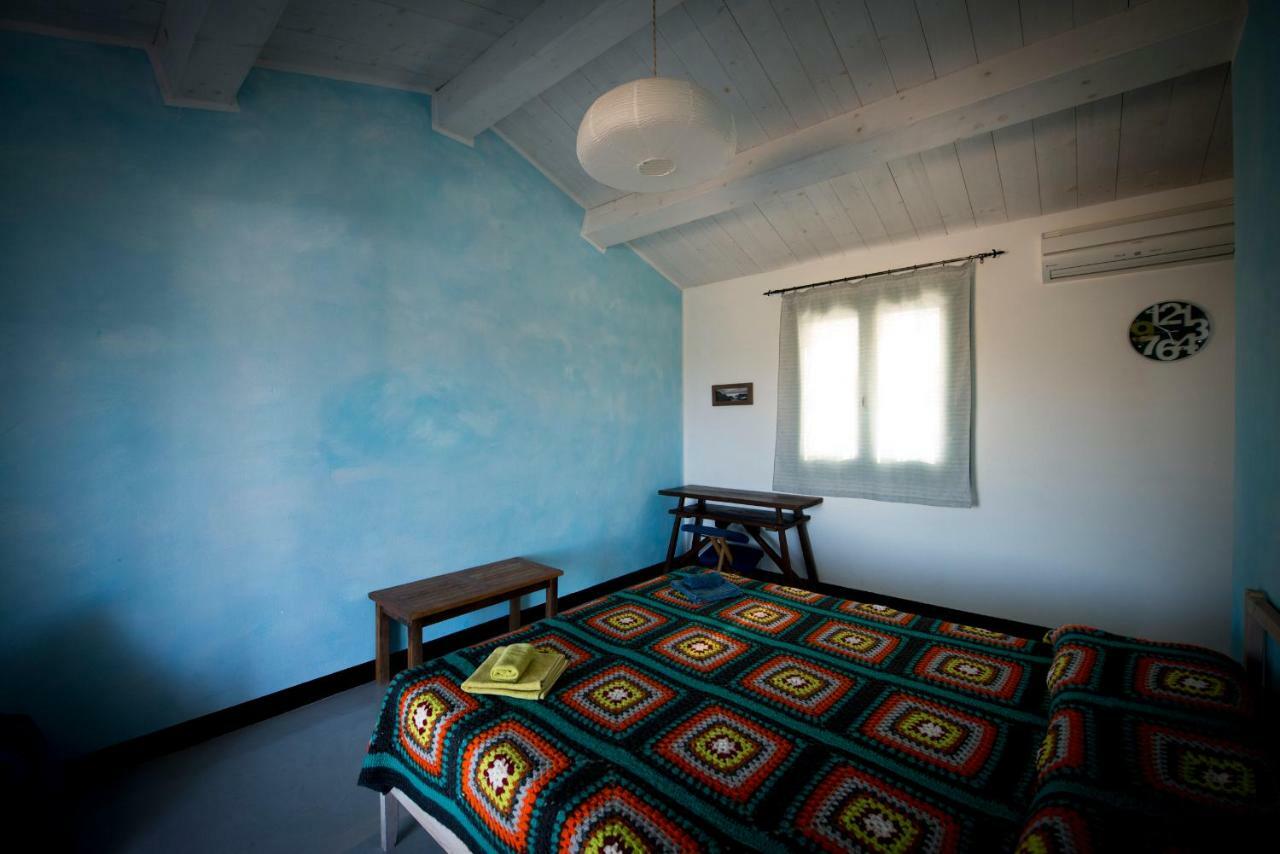 סנטה טרזה גאיורה Agriturismo La Tana Di Lu Maccioni מראה חיצוני תמונה