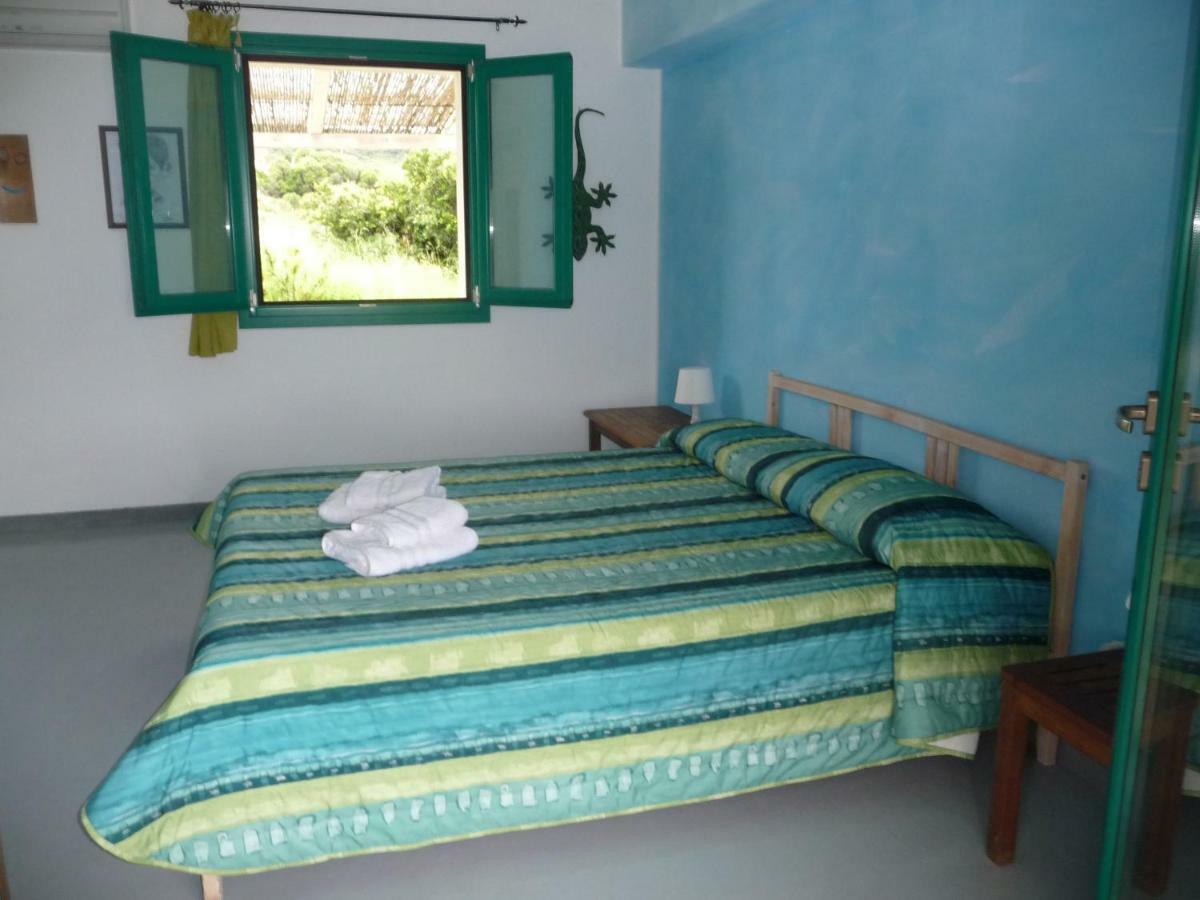 סנטה טרזה גאיורה Agriturismo La Tana Di Lu Maccioni מראה חיצוני תמונה